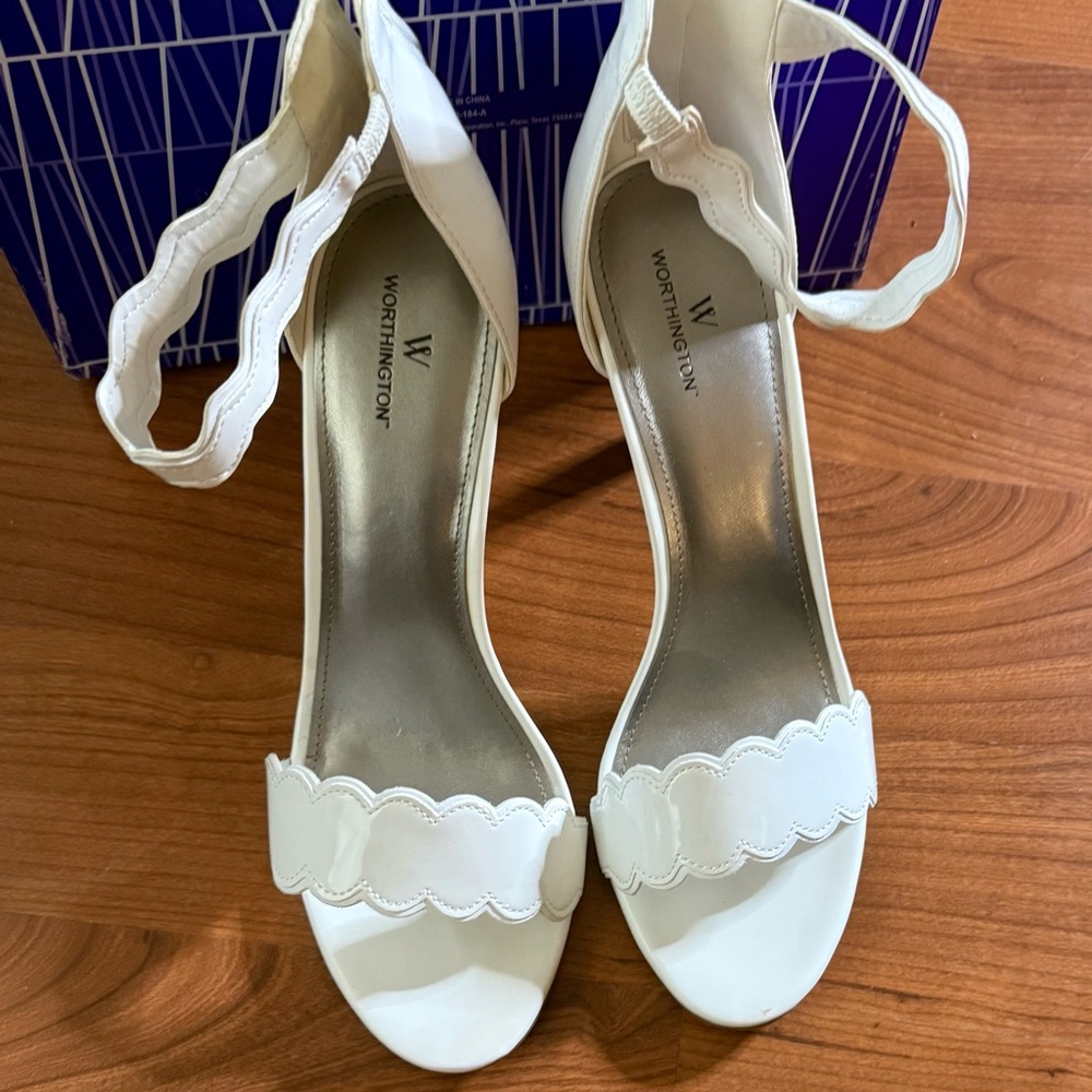 Worthington White Scalloped Heels with Ankle Strap